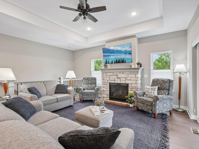 Condo for sale in Greenfield Park, Wisconsin