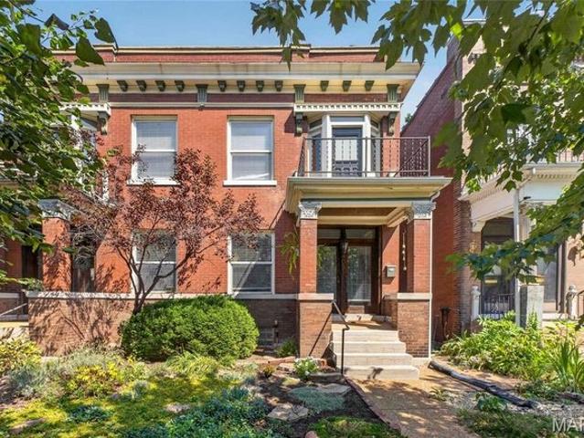 Townhouse for sale in Saint Louis, Missouri