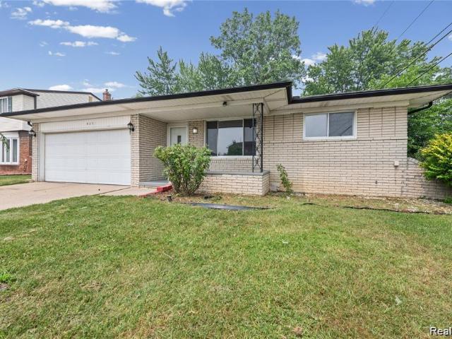 House for sale in Sterling Heights, Macomb County