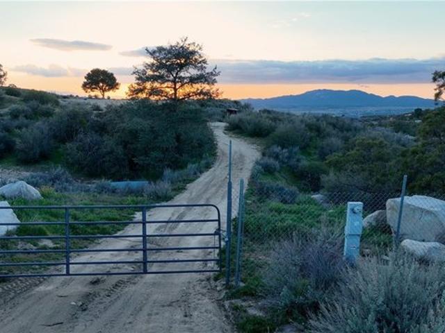 Land for sale in Anza, California
