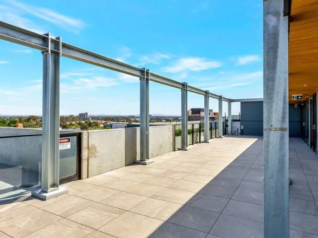 Apartment for rent in Sunshine
