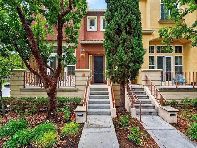 Townhouse for sale in Santa Clara, California