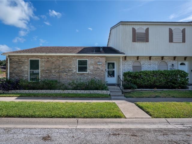 Townhouse for sale in Corpus Christi