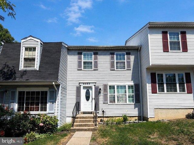 Townhouse for sale in Suitland, Maryland