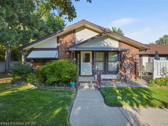 Condo for sale in Plymouth, Michigan