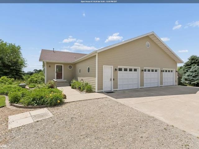 Farm for sale in Cerro Gordo, Iowa