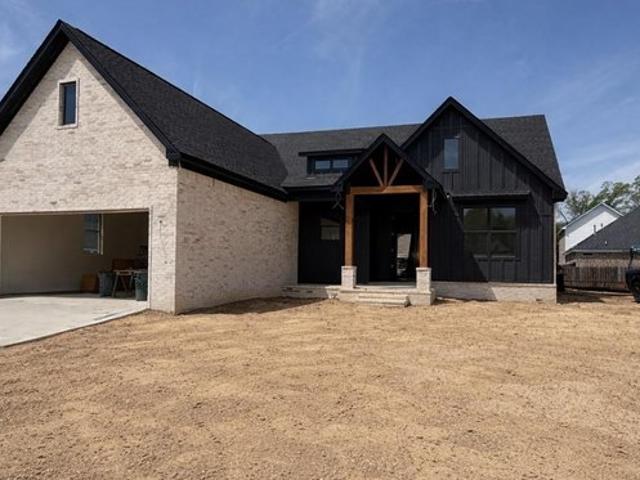 House for sale in Ark