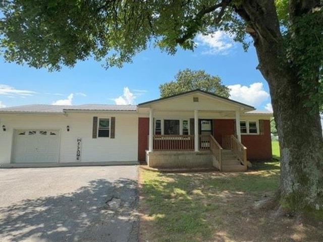 House for sale in Cave City, Kentucky