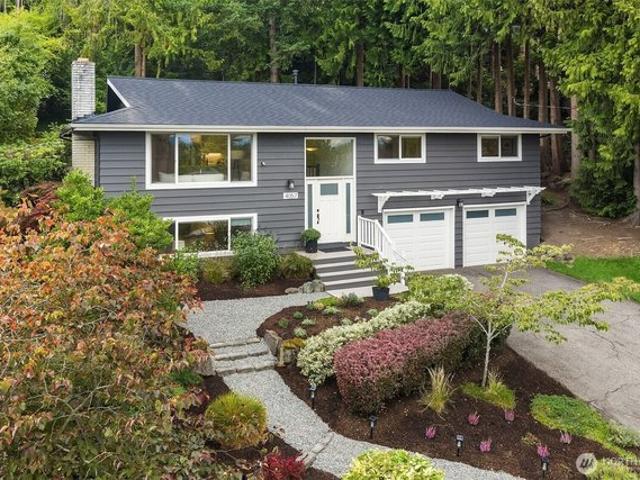 House for sale in Mercer Island, Washington