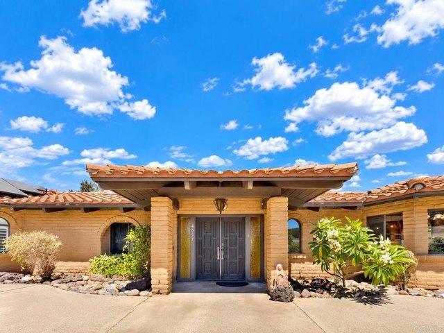 House for sale in Fallbrook, San Diego County