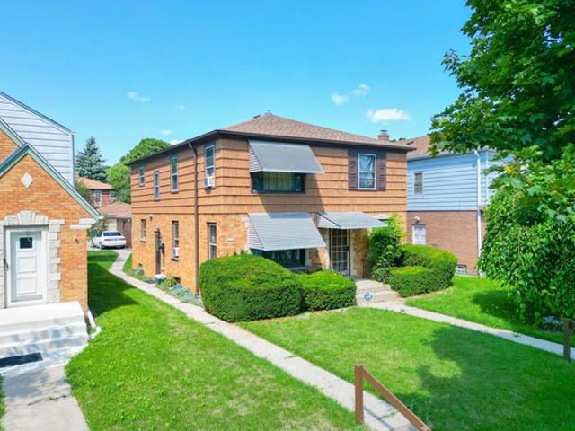 House for sale in Milwaukee, Wisconsin