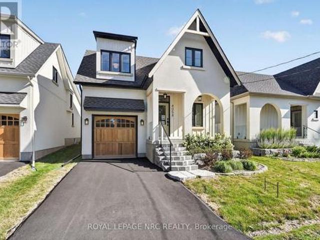 House for sale in Niagara, Ontario