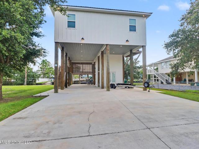 House for sale in Bay Saint Louis, Mississippi