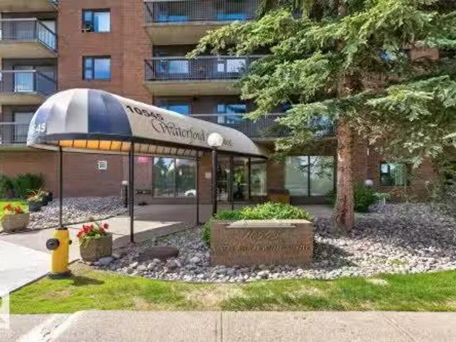 Condo for sale in Wedgewood, Alberta