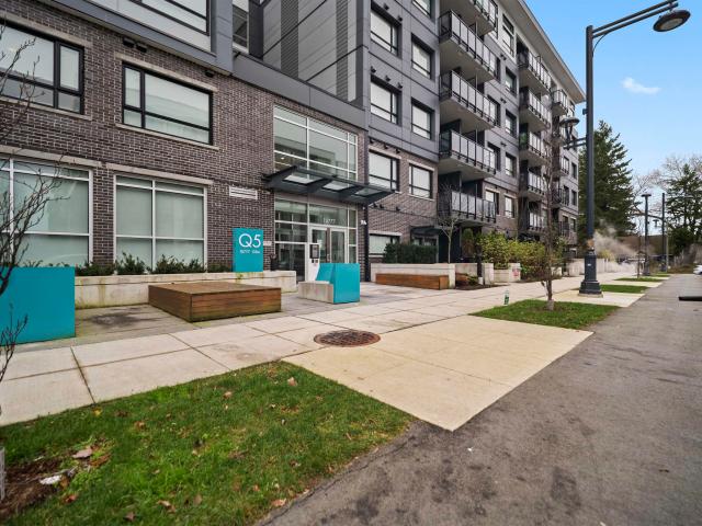Apartment for sale in Surrey, British Columbia