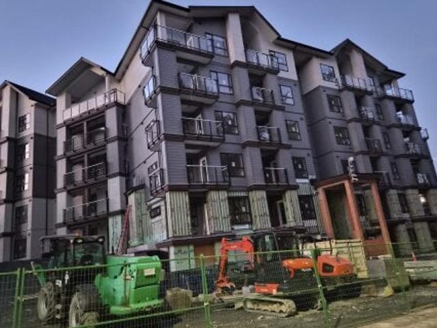Apartment for sale in Surrey, British Columbia