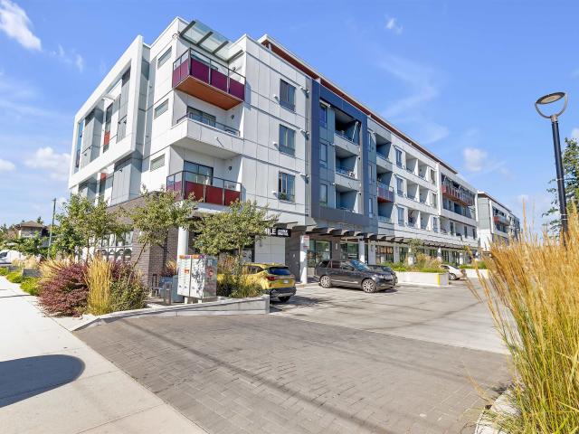 Apartment for sale in Surrey, British Columbia