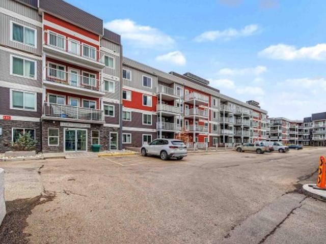 Condo for sale in Heritage Point, Edmonton