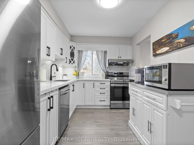 Condo for sale in Kitchener, Ontario