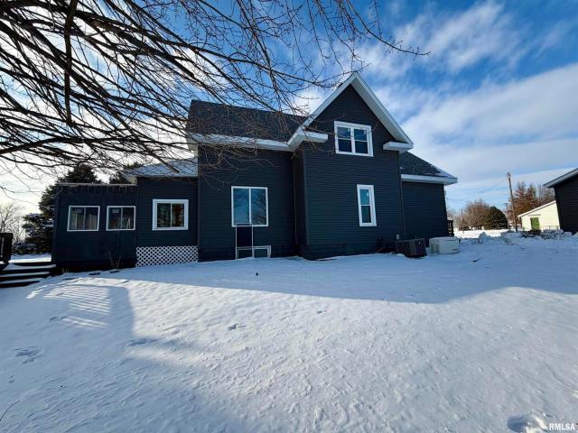 House for sale in Aledo, Illinois