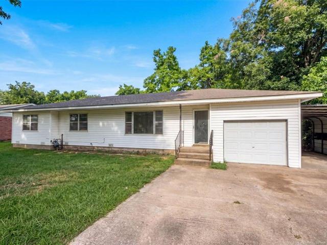 House for sale in Warner, Muskogee County
