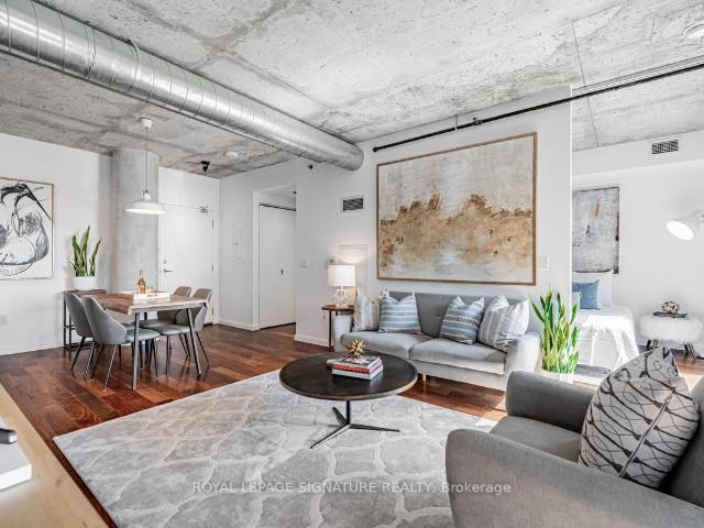 Condo for sale in Woburn, Ontario