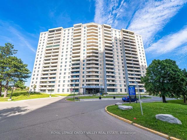 Condo for sale in Toronto, Golden Horseshoe