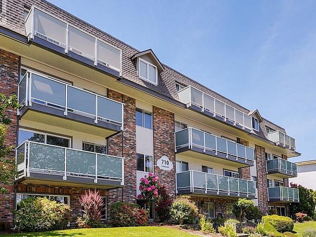 Condo for sale in British Columbia