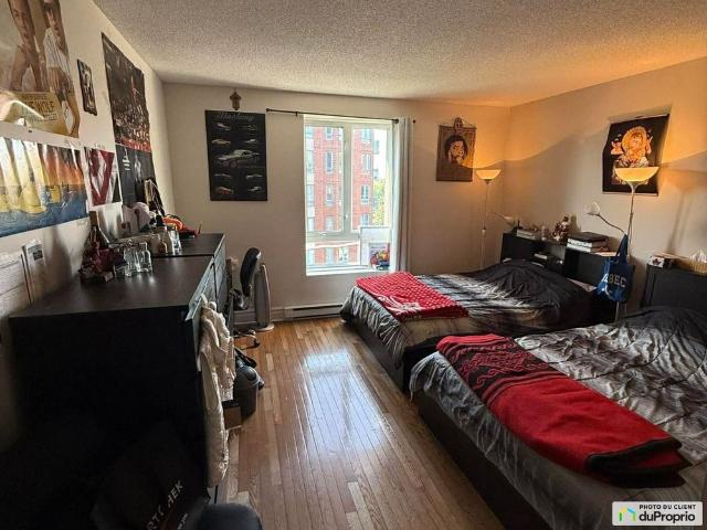 Apartment for rent in Saint-Laurent, Montréal