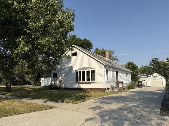 House for sale in Bottineau, North Dakota