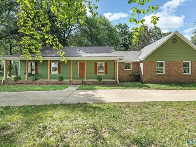 House for sale in New Market, Alabama