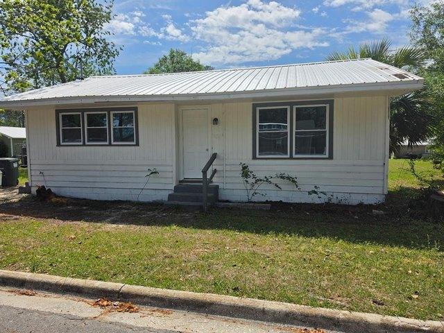 House for sale in Nashville, Georgia