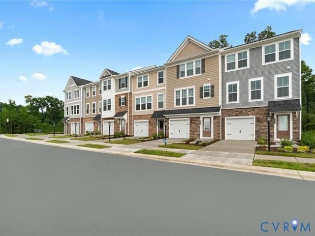 Townhouse for sale in Virginia