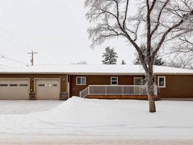 House for sale in Lethbridge, Alberta