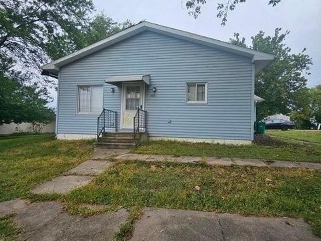 House for sale in What Cheer, Iowa