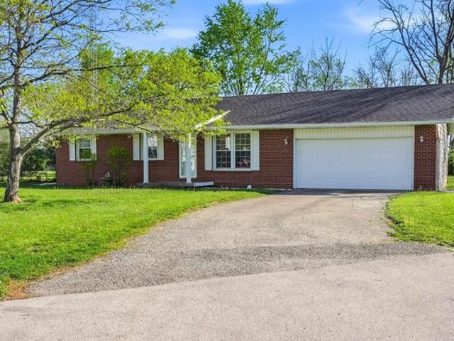 House for sale in Farmland, Indiana