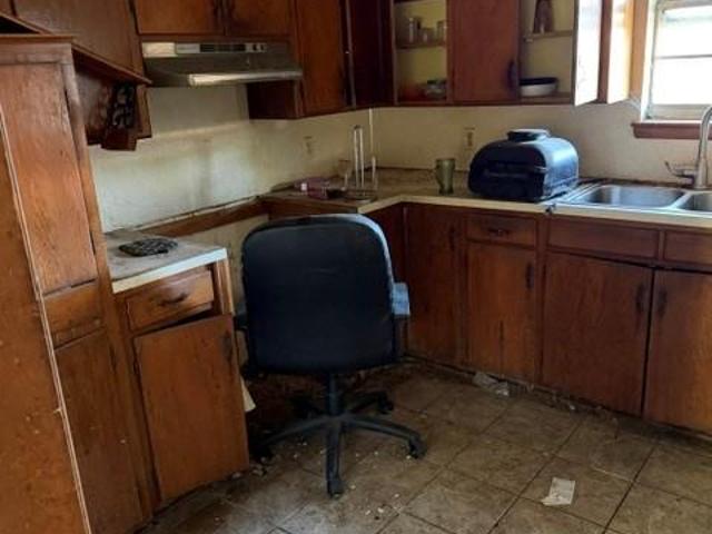 House for sale in Maud, Oklahoma