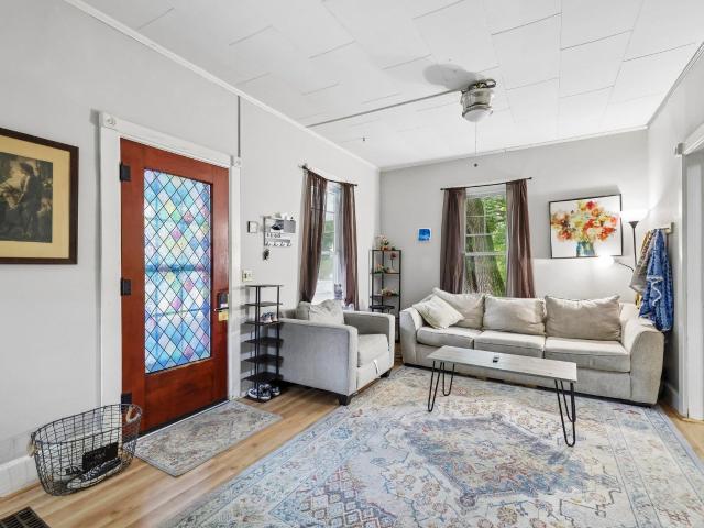 House for sale in Albany, Green County
