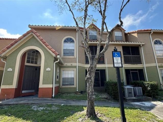 Condo for sale in Kissimmee, Florida