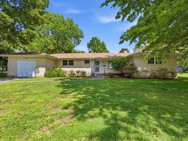 House for sale in Barry, Missouri