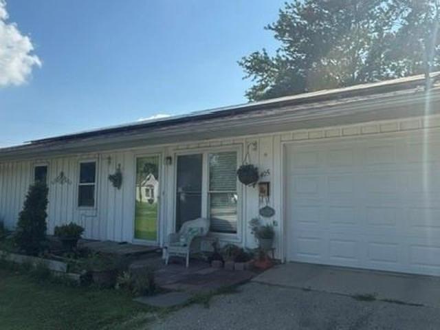 House for sale in Edgar, Illinois