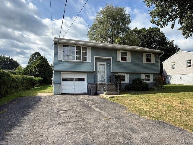 House for sale in Oneida, New York