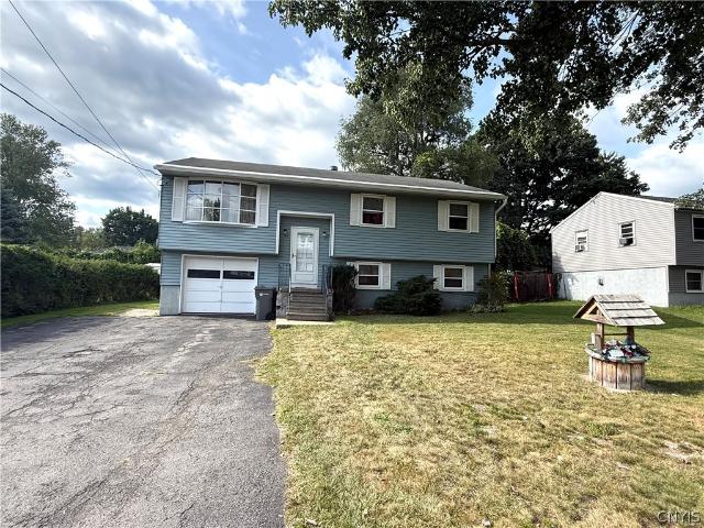 House for sale in Oneida, New York