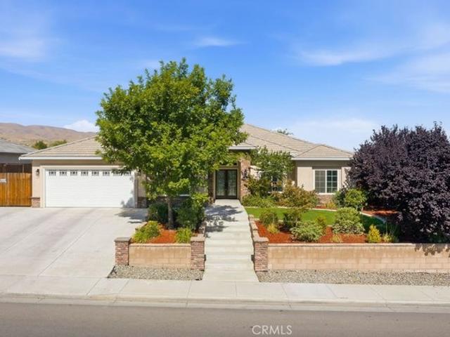 House for sale in Taft, California
