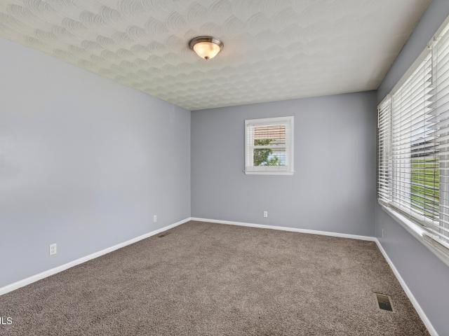 House for sale in Glade Spring, Washington County