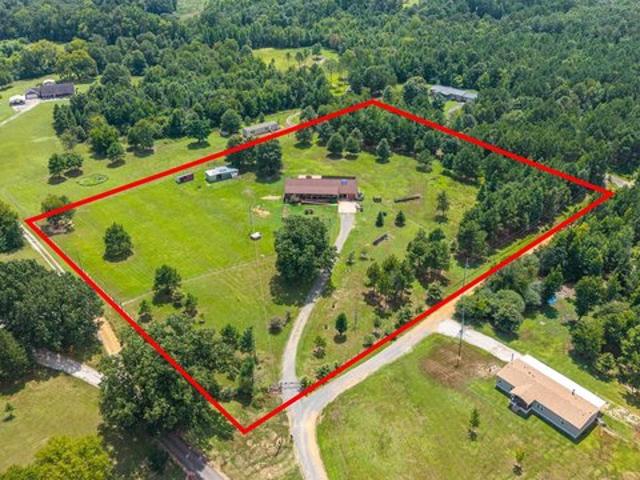 House for sale in Ark