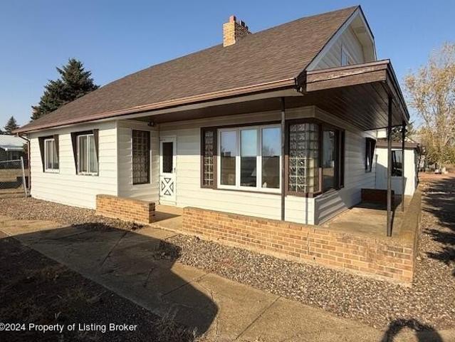 House for sale in Regent, North Dakota