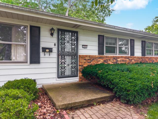House for sale in Mclean, Illinois