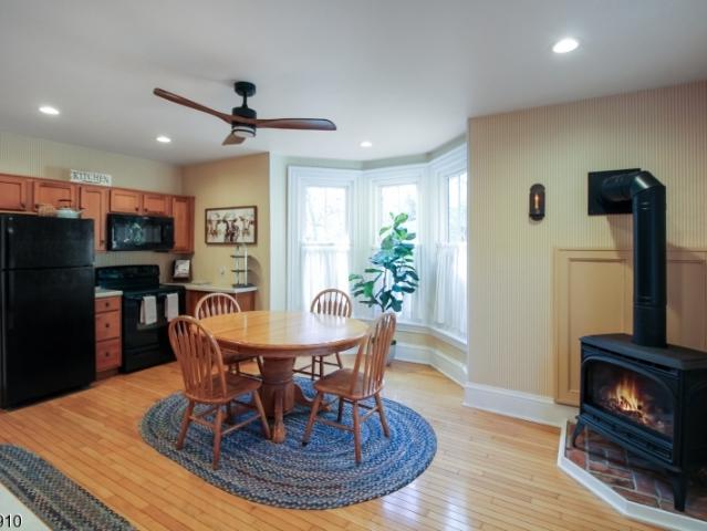 Property for rent in Hope, New Jersey