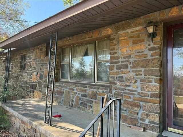 House for sale in Alma, Crawford County